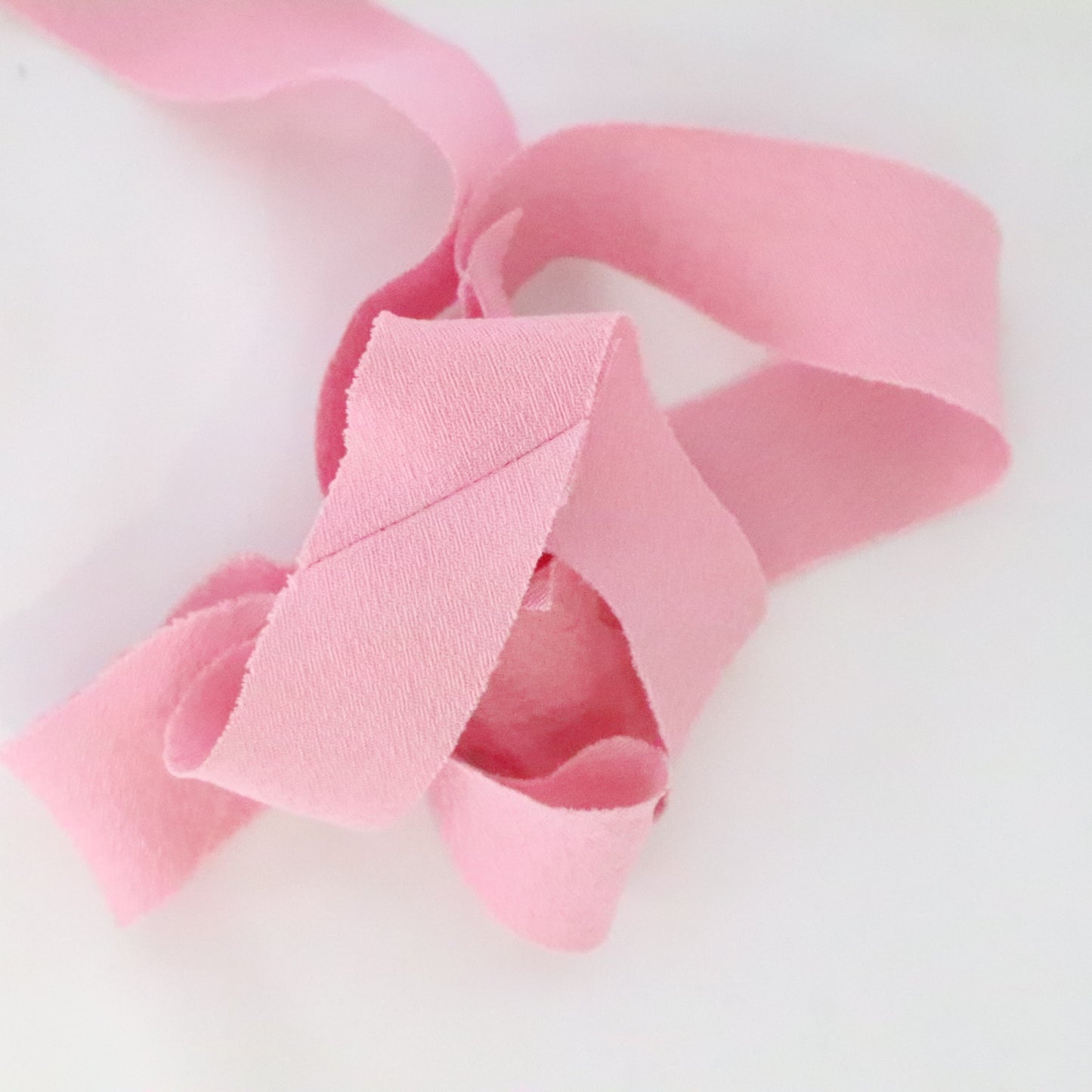 <Scheduled to be uploaded in November> Light red mauve (bluish pink) plain crepe (Y02306014)