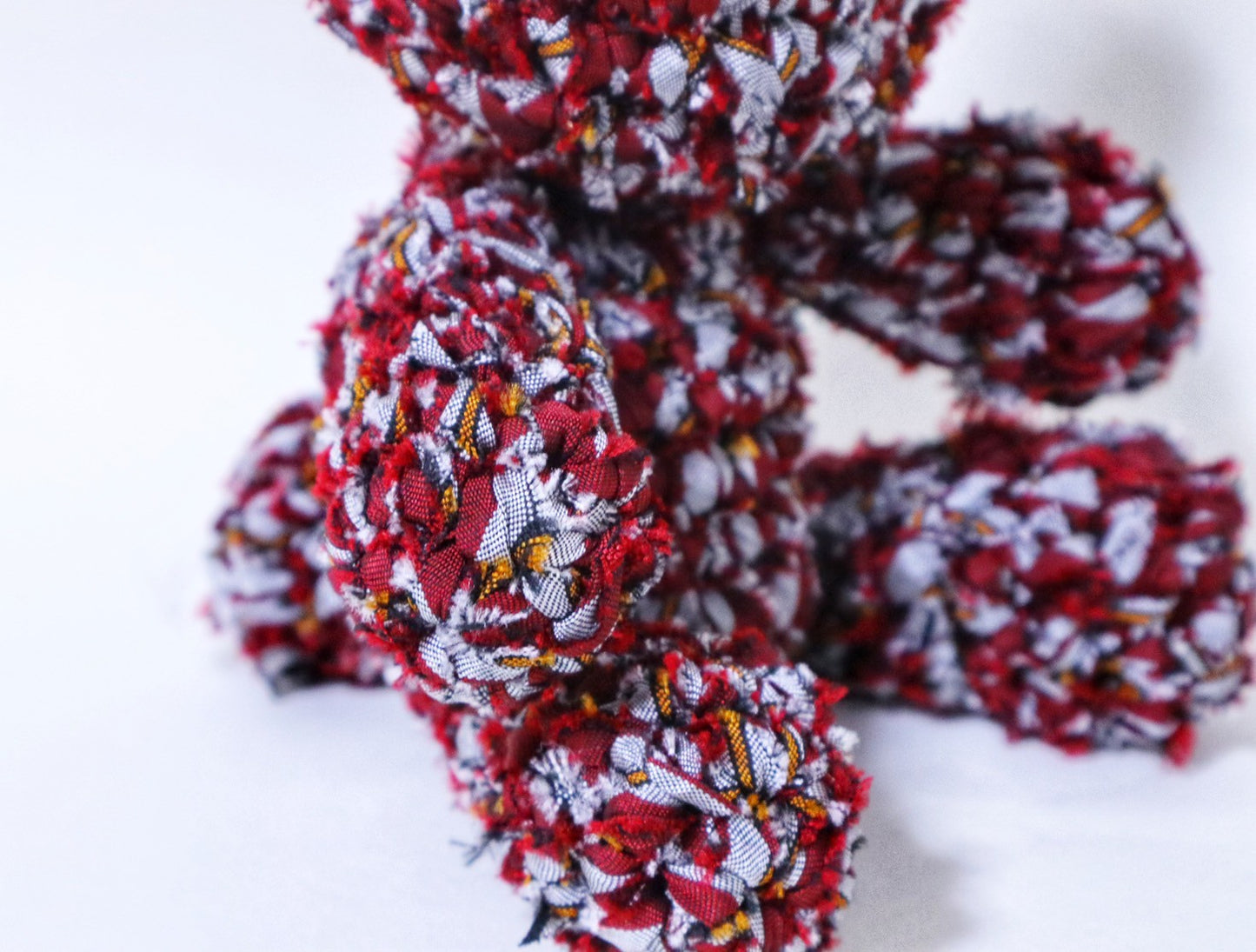 【ベアにおすすめヤーン】30m玉/臙脂と灰色の縞柄・正絹(コート地)