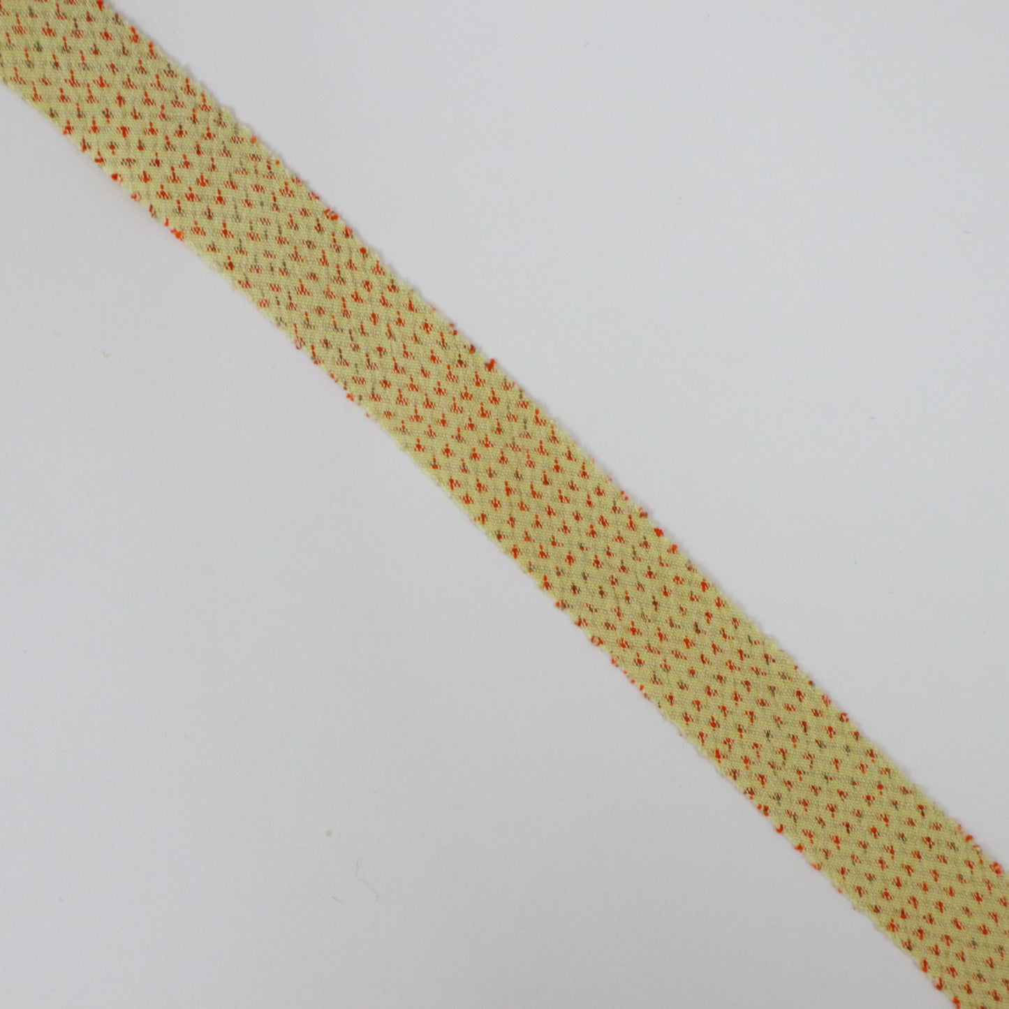 Egg-colored and orange mosquito-inspired tsumugi (Y02401021)
