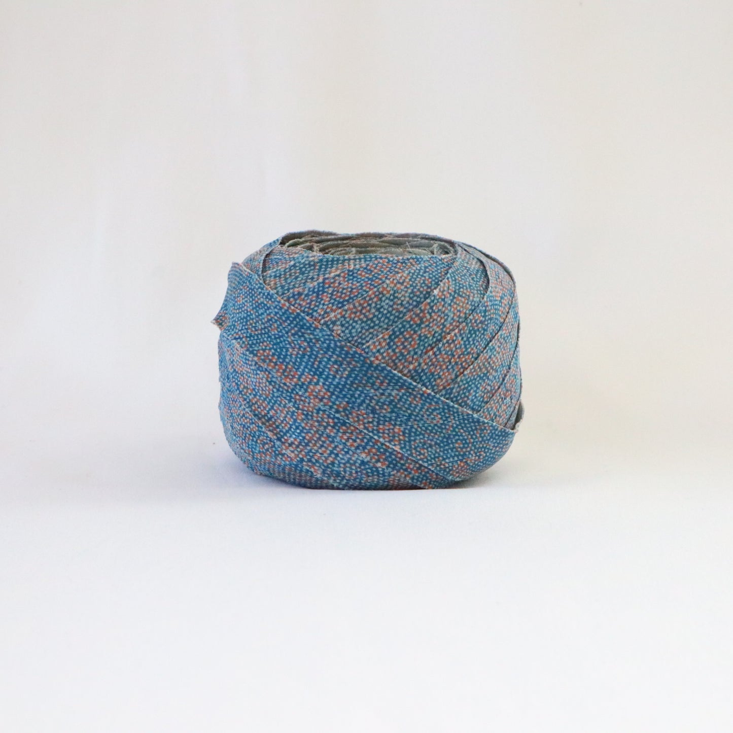 *Must check with Mr. Matsuura / Black with white kasuri pattern / crepe (Y02210002)