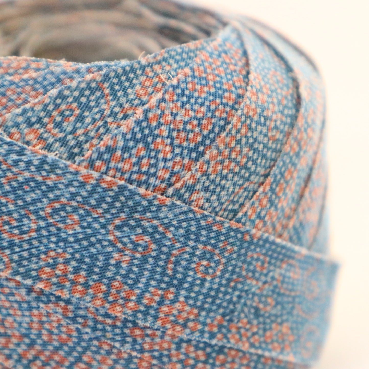 *Must check with Mr. Matsuura / Black with white kasuri pattern / crepe (Y02210002)