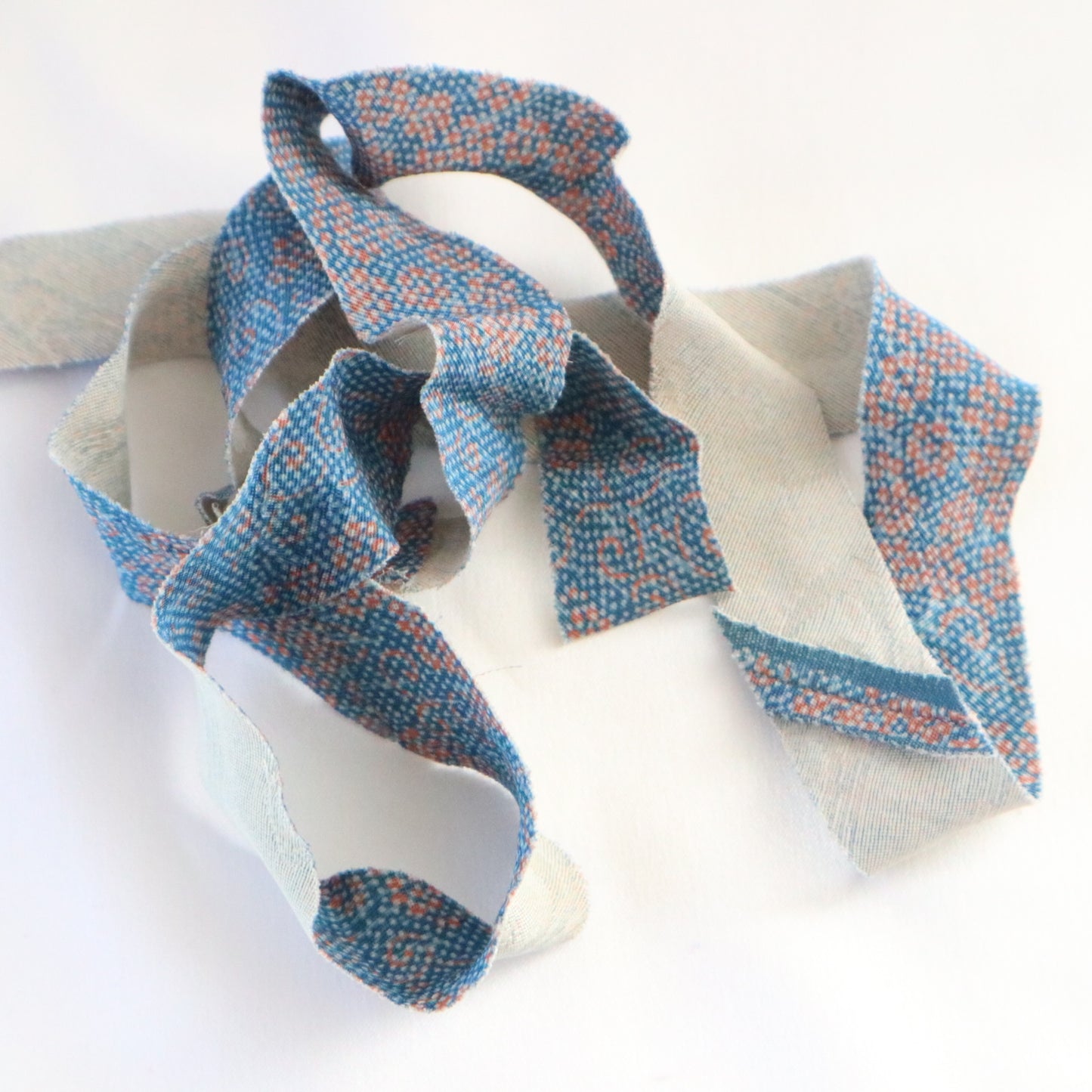 *Must check with Mr. Matsuura / Black with white kasuri pattern / crepe (Y02210002)