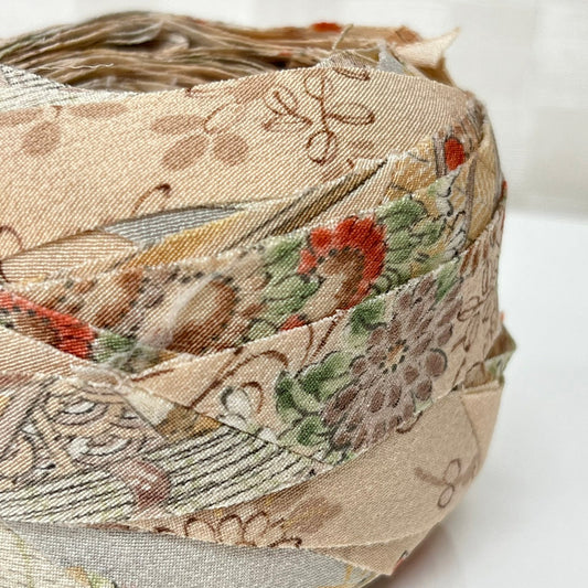 Cherry pink with gray pine and bamboo maple and mansion pattern/komon (Y02003023)