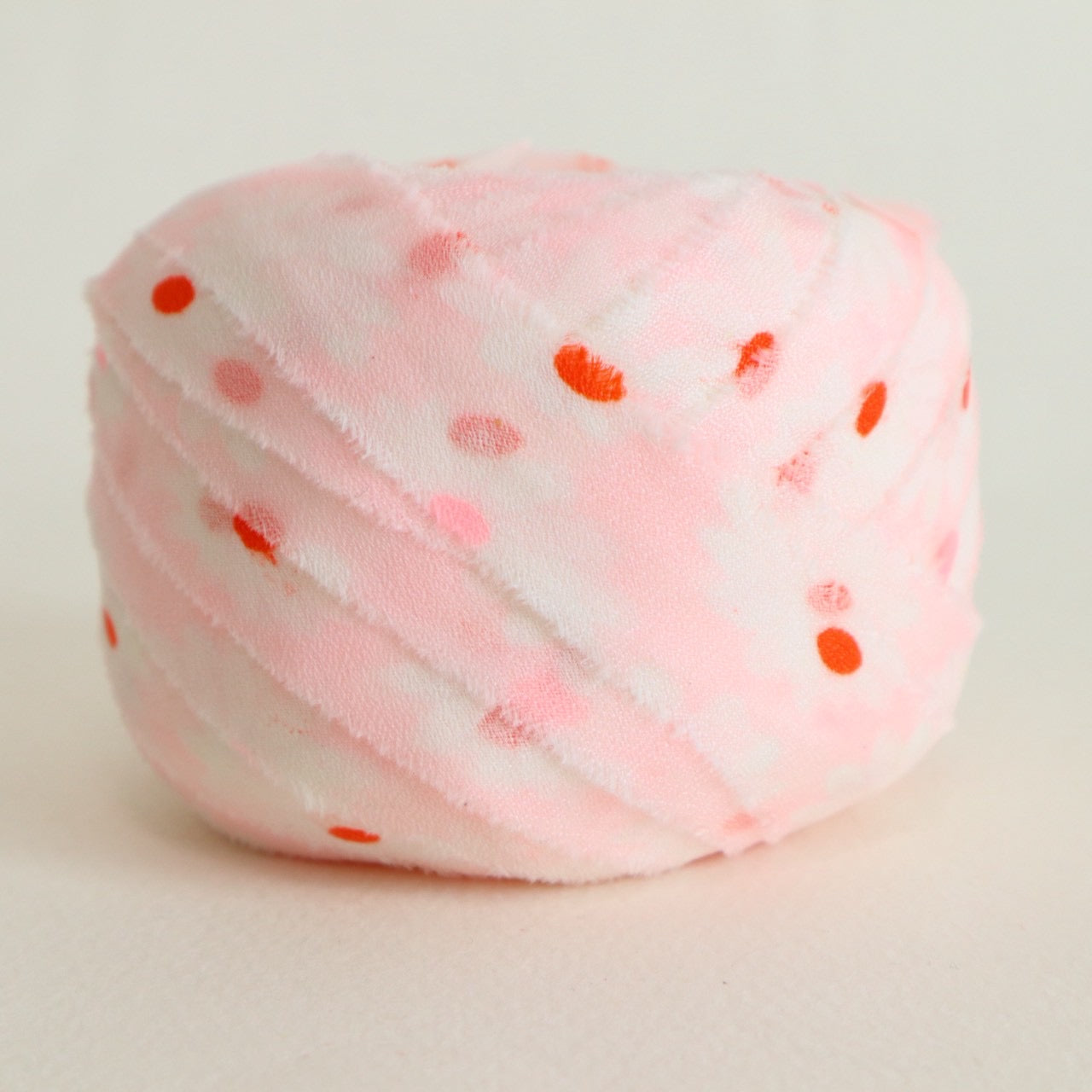 ピンクに花柄・化繊(Y02512006）