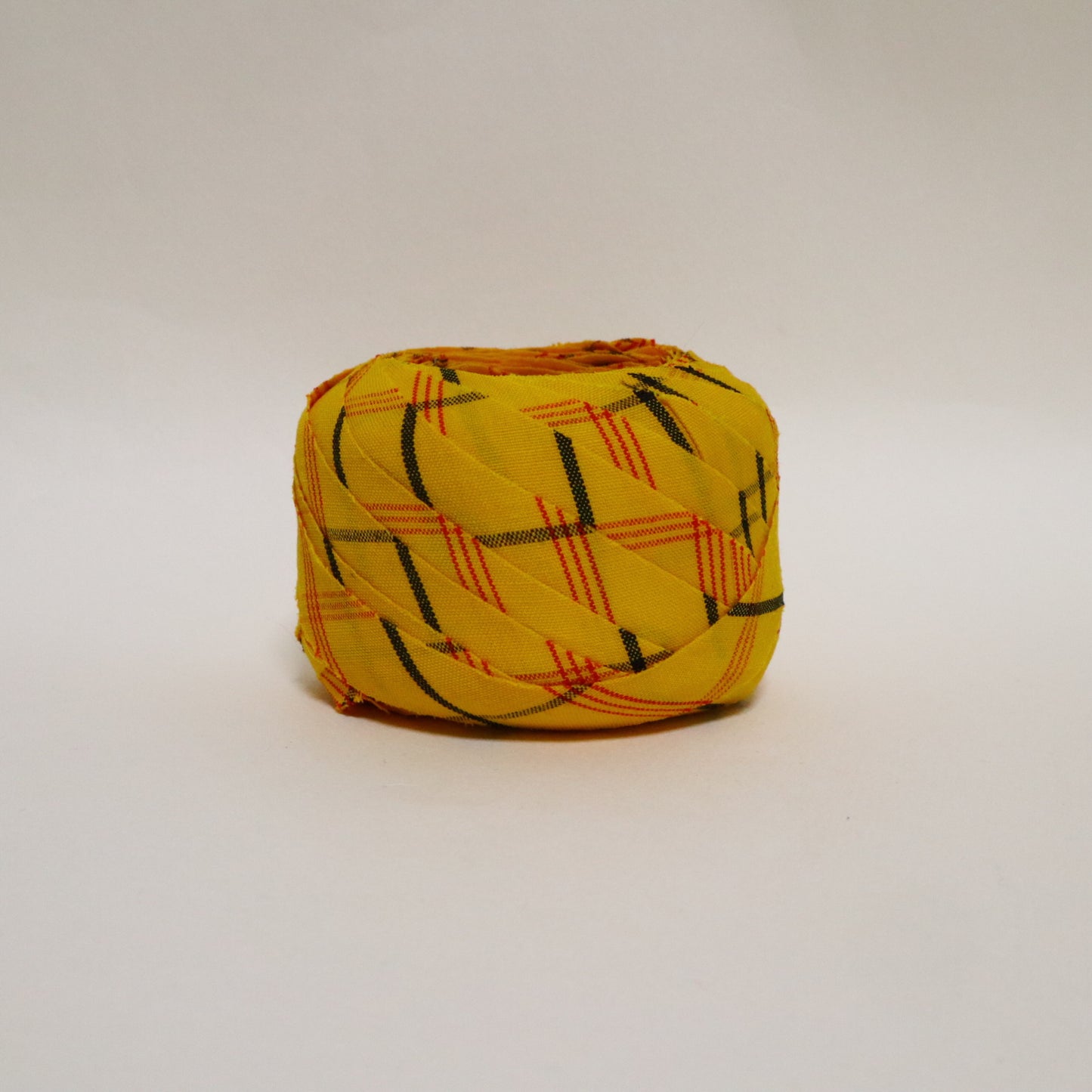 黄色格子柄・ウール(Y02601011）