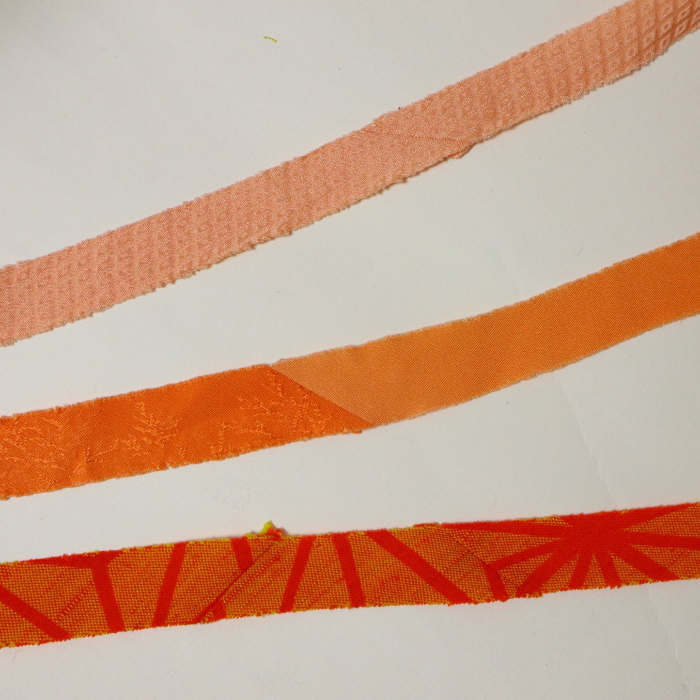 kimonoyarnお年玉BOX⑪（50m×3玉）（ロゴ入り組紐ディスク付きキットプレゼント）46％OFF