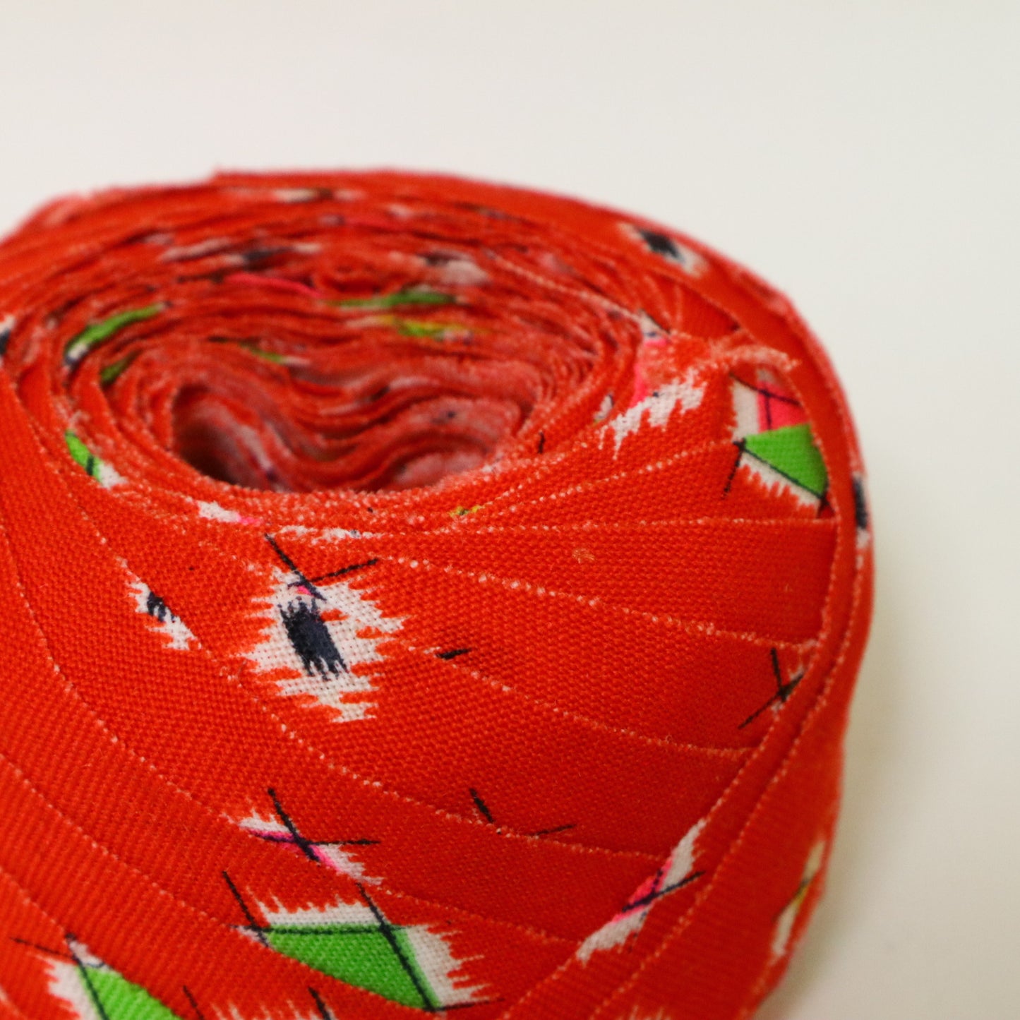 ウール　赤(Y02511006）