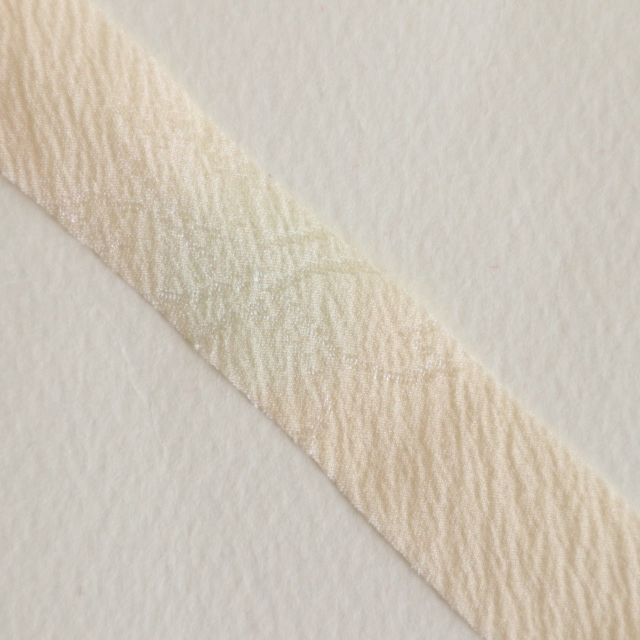 【残りわずか】きなり（白）の無地・縮緬(Y02601002）