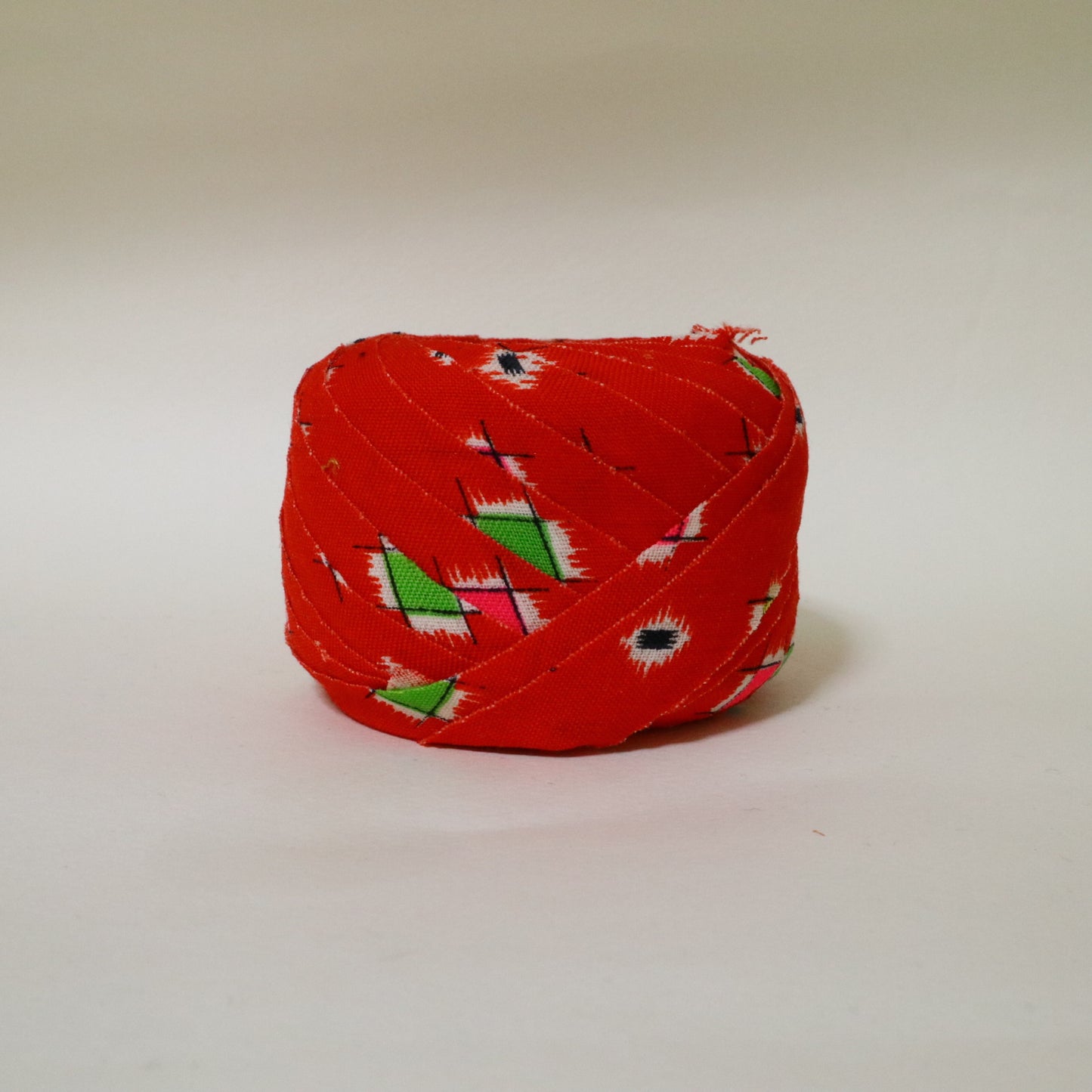 ウール　赤(Y02511006）