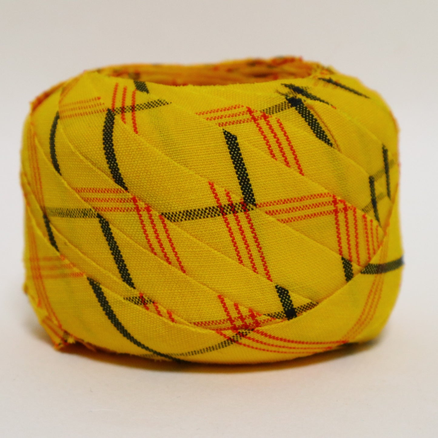 黄色格子柄・ウール(Y02601011）