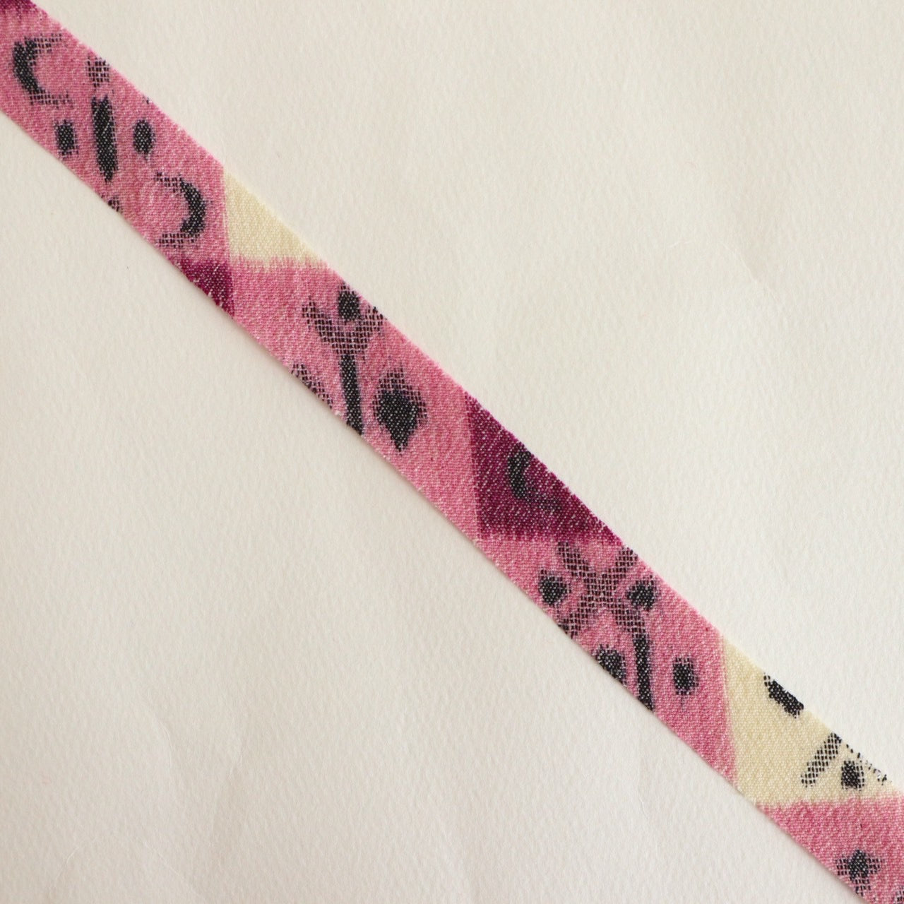 紫に白の大きな格子柄・紬(Y02512003）