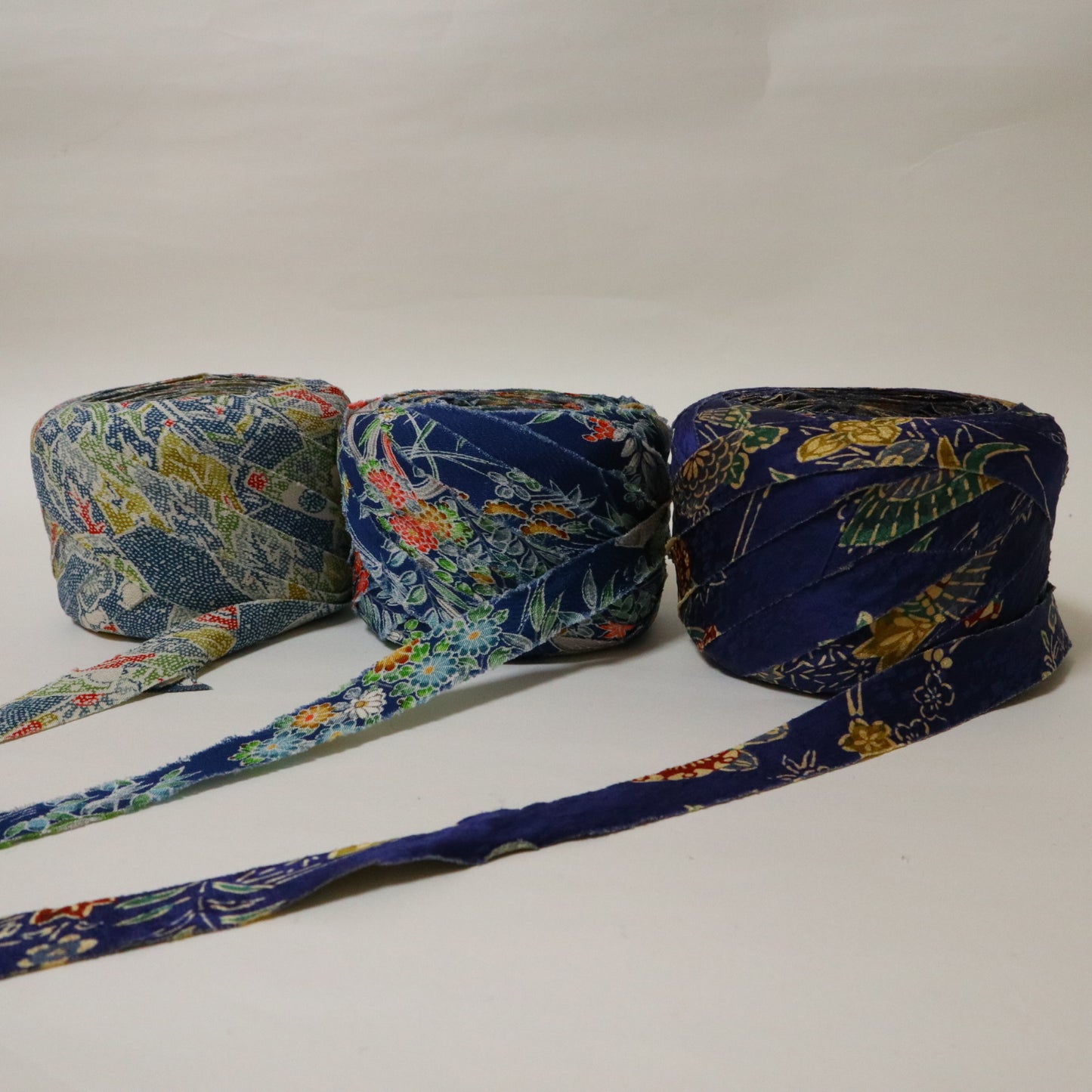 kimonoyarnお年玉BOX⑤（50m×3玉）（ロゴ入り組紐ディスク付きキットプレゼント）46％OFF