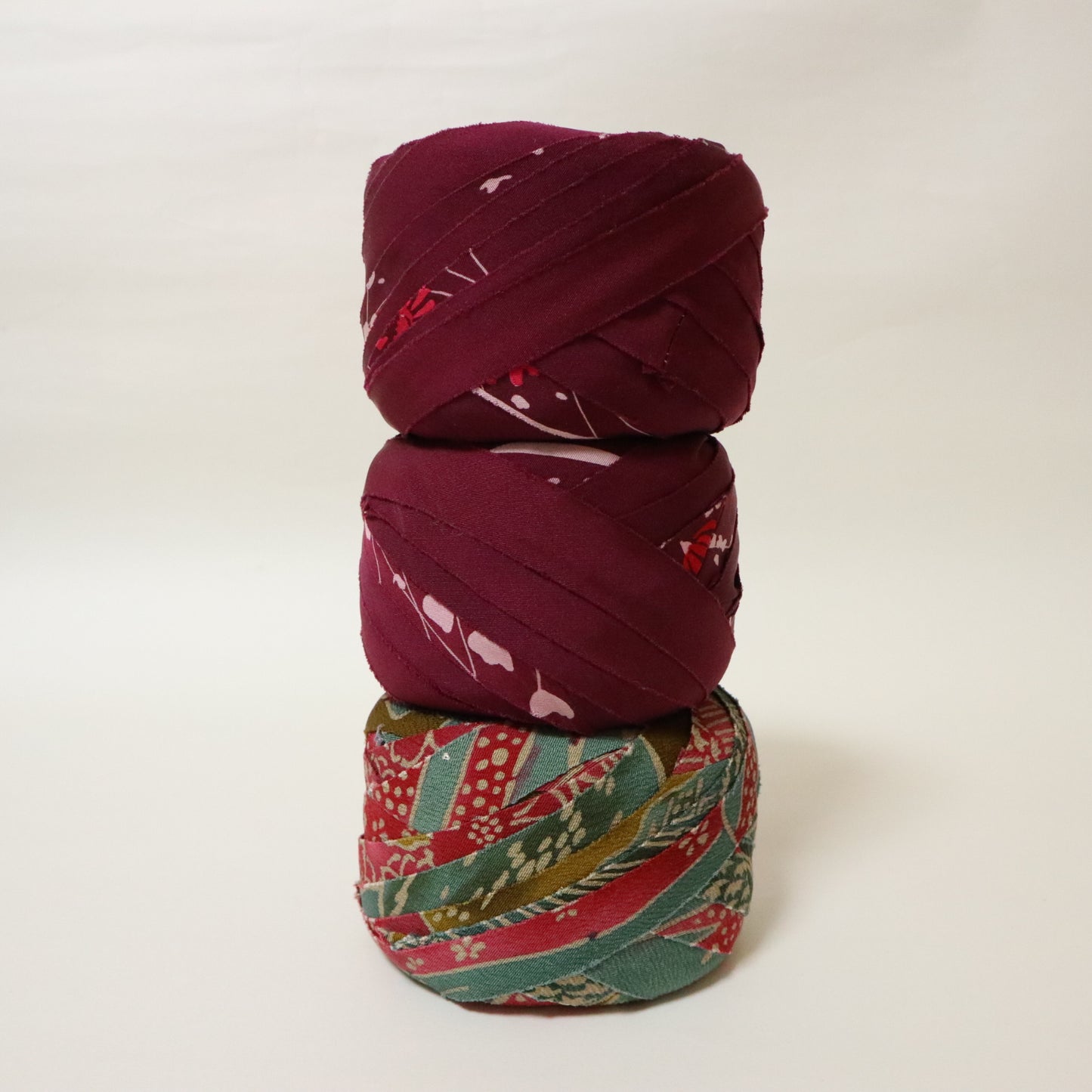 kimonoyarnお年玉BOX⑯（50m×3玉）（ロゴ入り組紐ディスク付きキットプレゼント）46％OFF