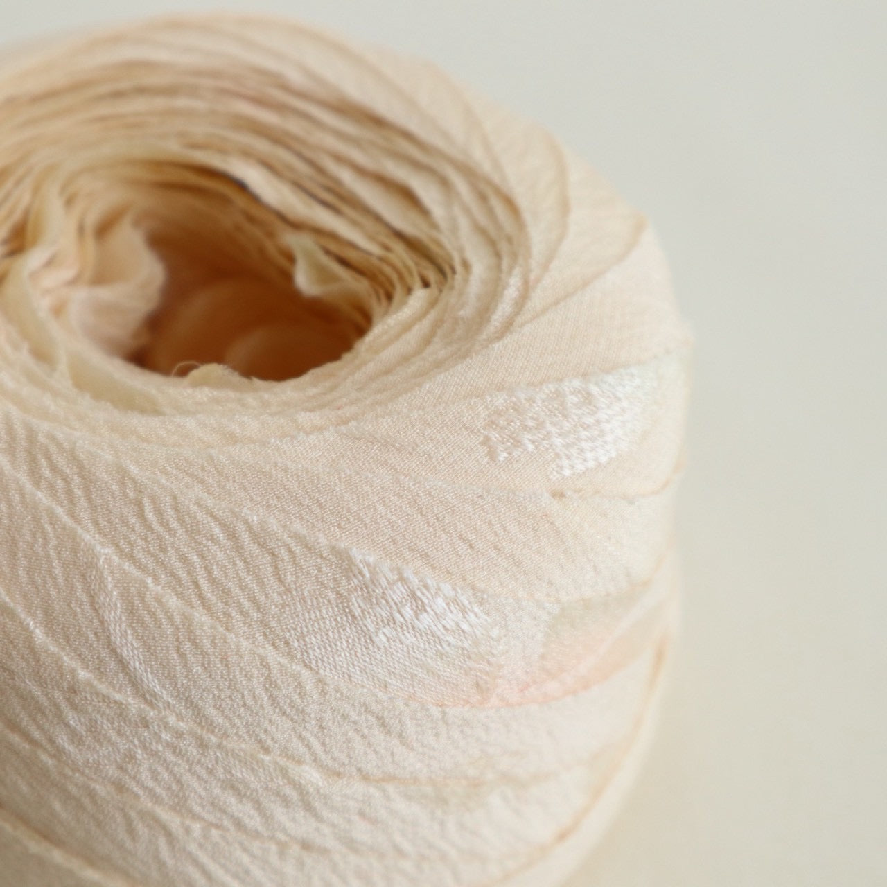 【残りわずか】きなり（白）の無地・縮緬(Y02601002）