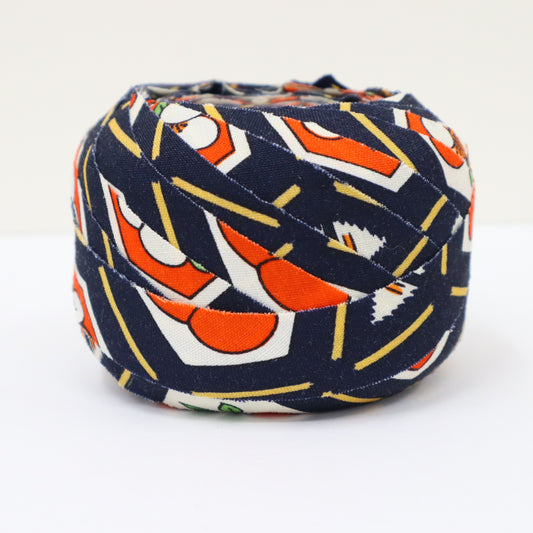 Dark navy with white and orange camellia pattern wool (muslin) (Y02312038)