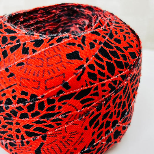 [2m yarn available] Red and black abstract pattern mixed weave (Y00000580)