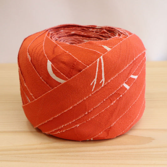 Vermilion with white pattern (Y00010181)